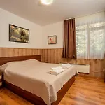 елеанора, смолянски езера Eleanora Lakes Апартаменты Смолян