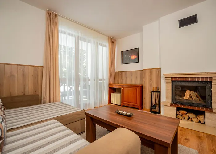 елеанора, смолянски езера Eleanora Lakes Apartment