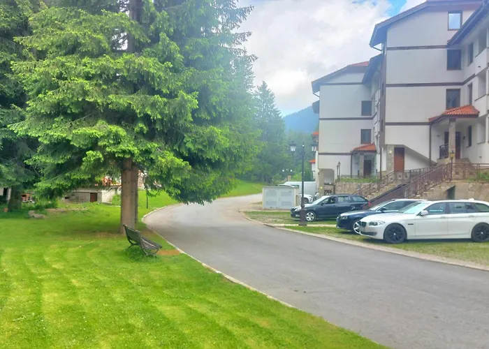 елеанора, смолянски езера Eleanora Lakes アパート *