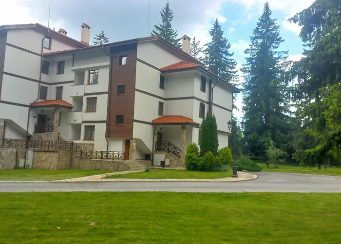 елеанора, смолянски езера Eleanora Lakes Apartment *